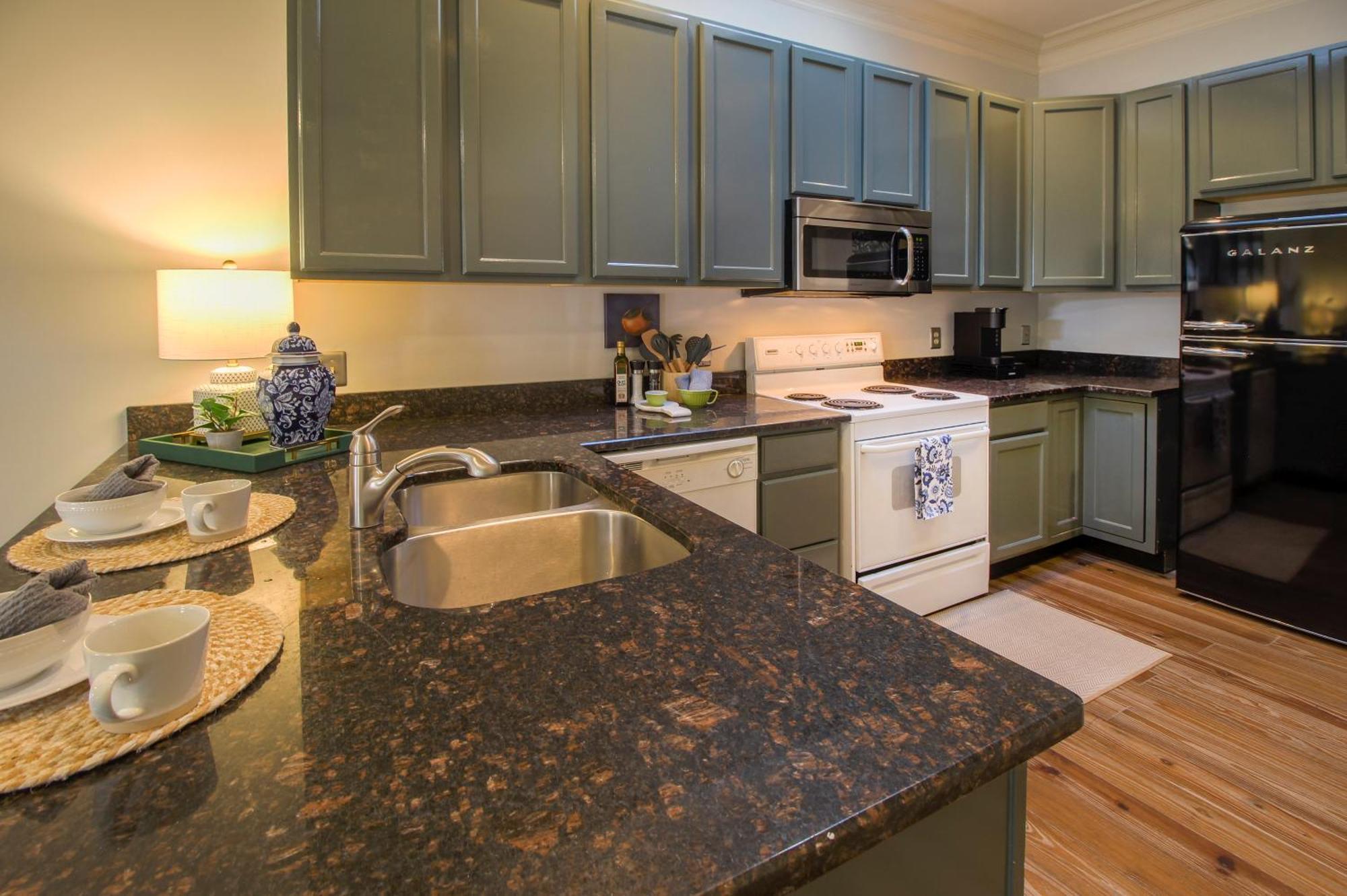 Ferienwohnung Private Patio Retreat In Charming Downtown Savannah Exterior foto